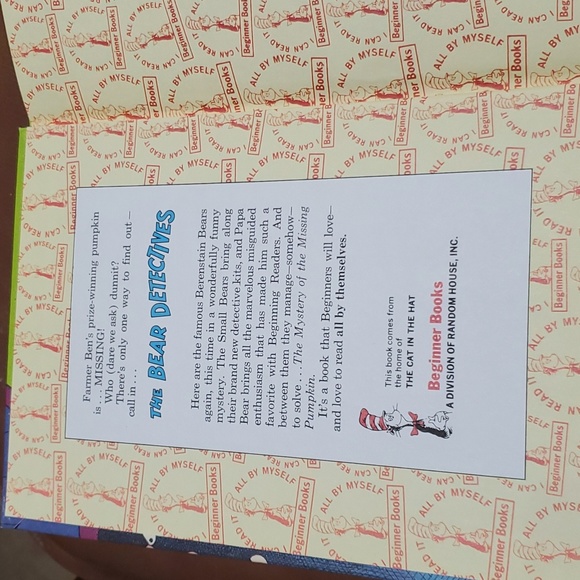 Vintage 1975 Children’s Book The Bear Detectives Stan & Jan Berenstain Hardcover - Picture 5 of 5